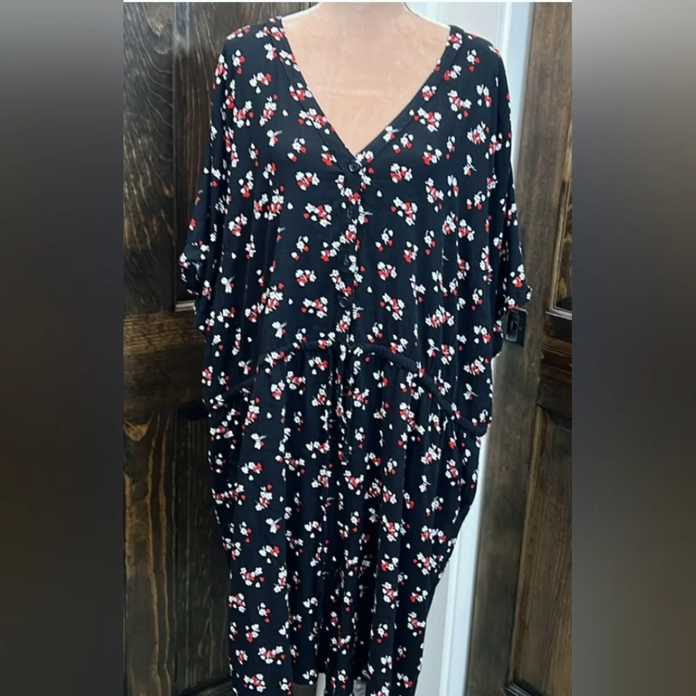 Torrid Floral Shorts Romper 4x/26 - Picture 5 of 15